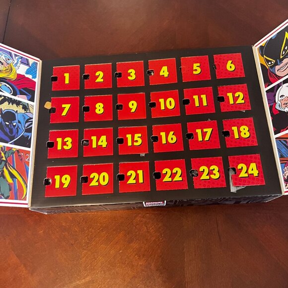 Marvel 80 Years Pocket Pop Advent Calendar 24 Pcs Funko Collectibles - Picture 6 of 7